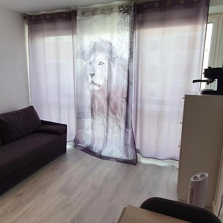Studio 4 Personnes 5 Minutes A Pied De La Plage Le Grau-du-Roi Luaran gambar
